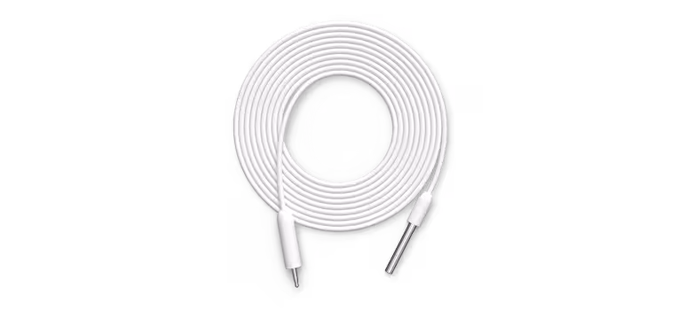 This image is displayed to show the MA-CBL-TEMP-ME-1 temperature probe sensor, a bare-metal probe designed to detect sudden temperature changes inside cold storage environments.